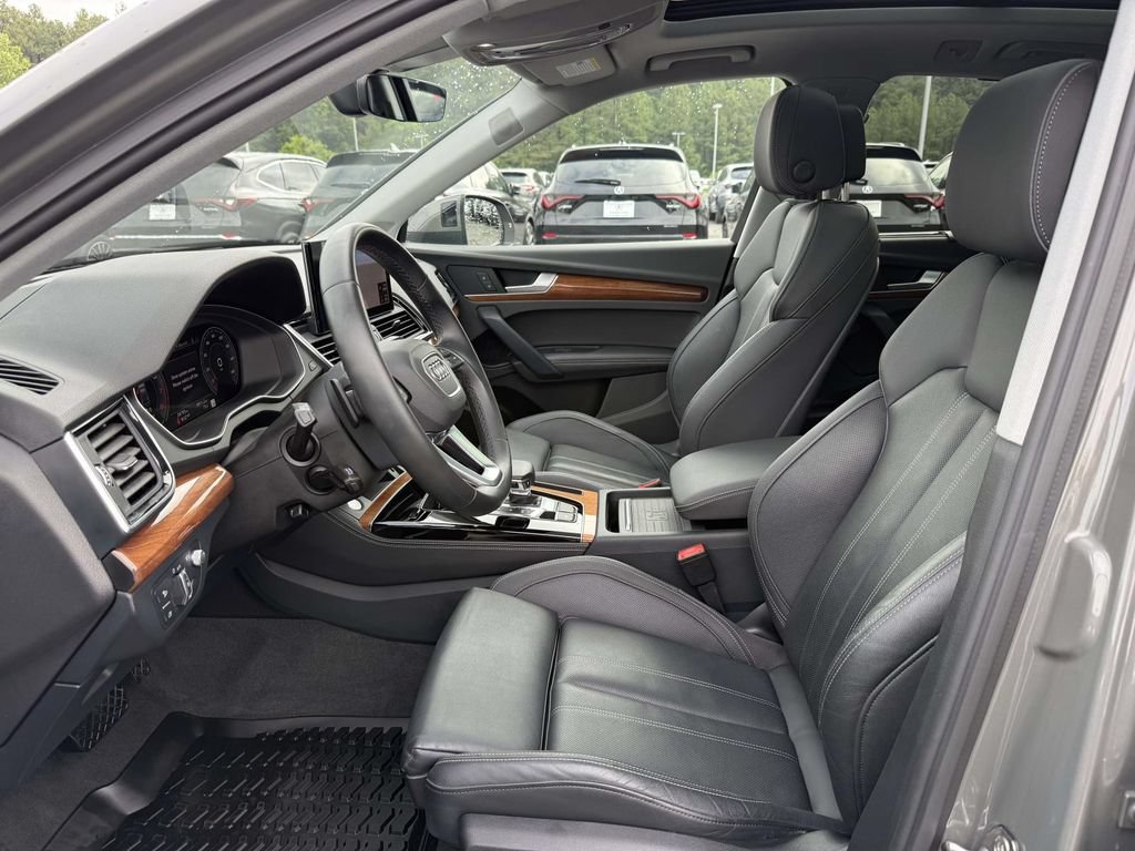 Used 2023 Audi Q5 2.0T Prestige w/ Prestige Package AWD/4WD image 13