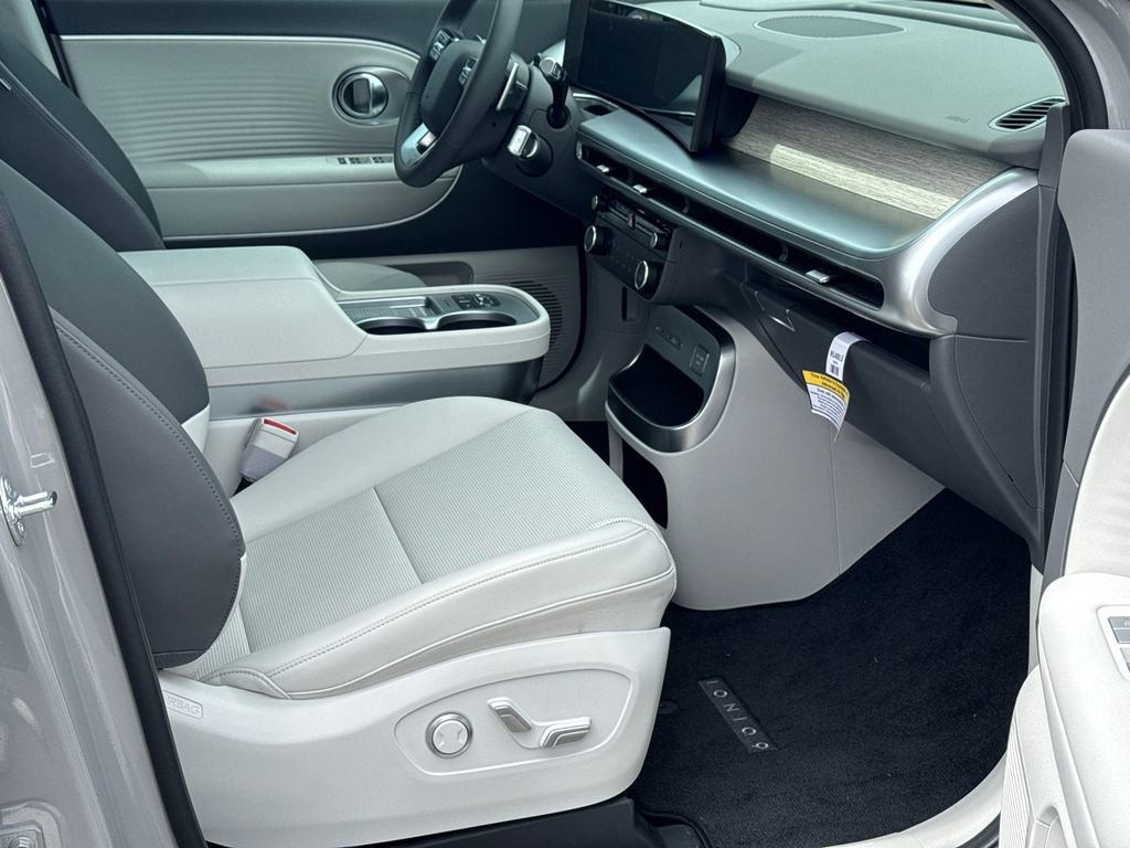 New 2026 Hyundai Ioniq 9 SEL AWD/4WD image 13