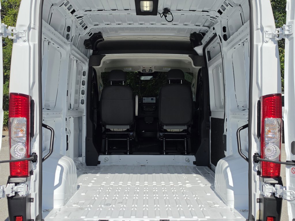 New 2026 RAM ProMaster 1500 w/ Premium Convenience Group FWD image 9