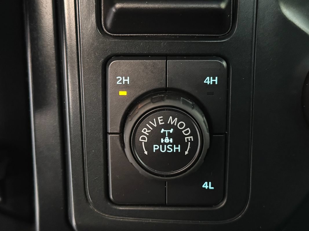 Used 2025 Ford F150 XL AWD/4WD image 19