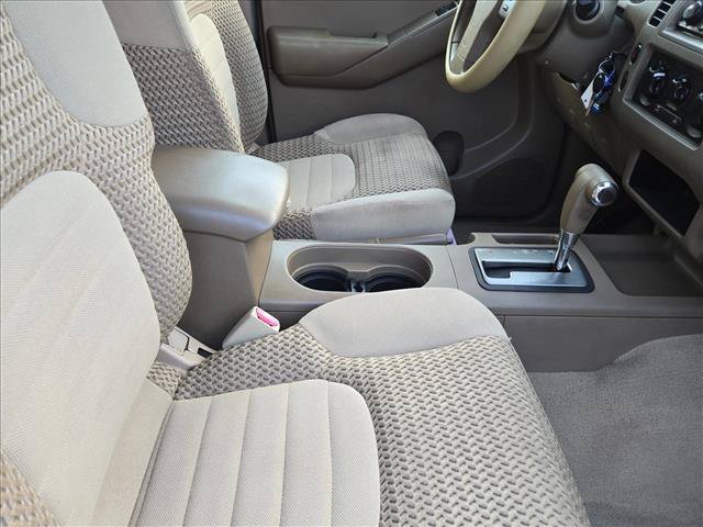 Used 2007 Nissan Frontier SE w/ SE Value Truck Pkg RWD image 18