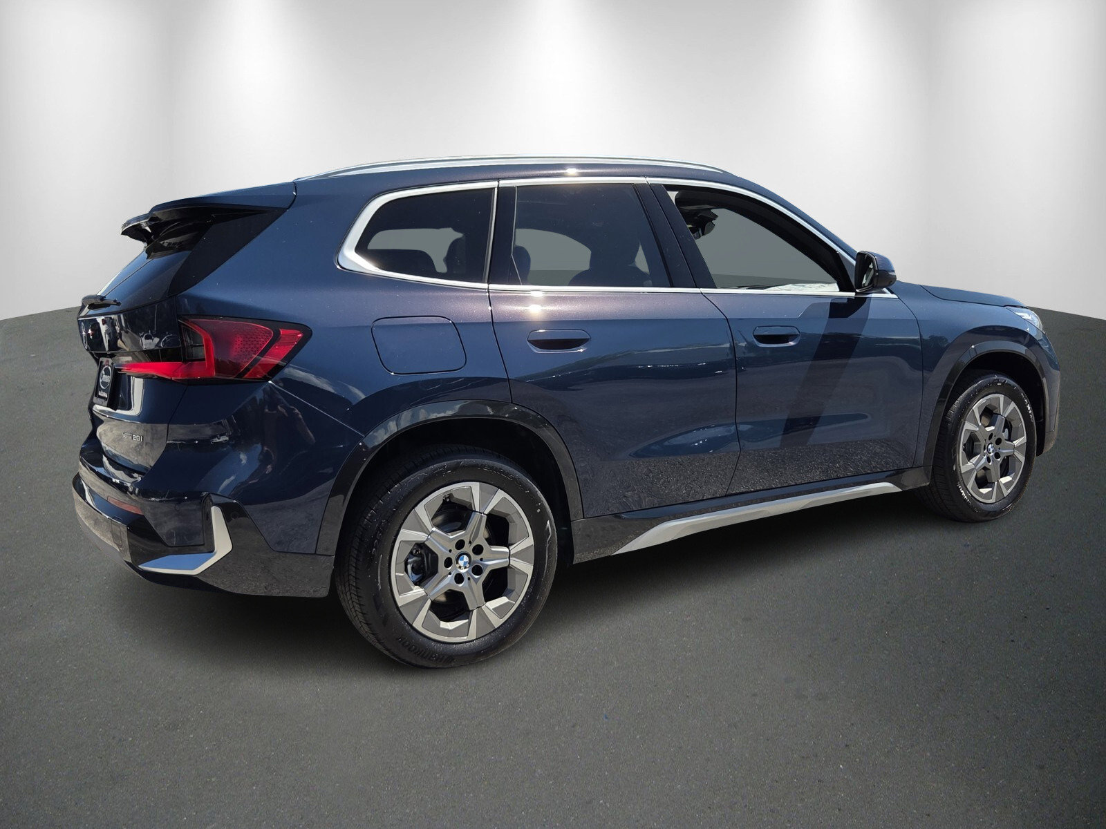 New 2026 BMW X1 xDrive28i w/ Technology Package image 7