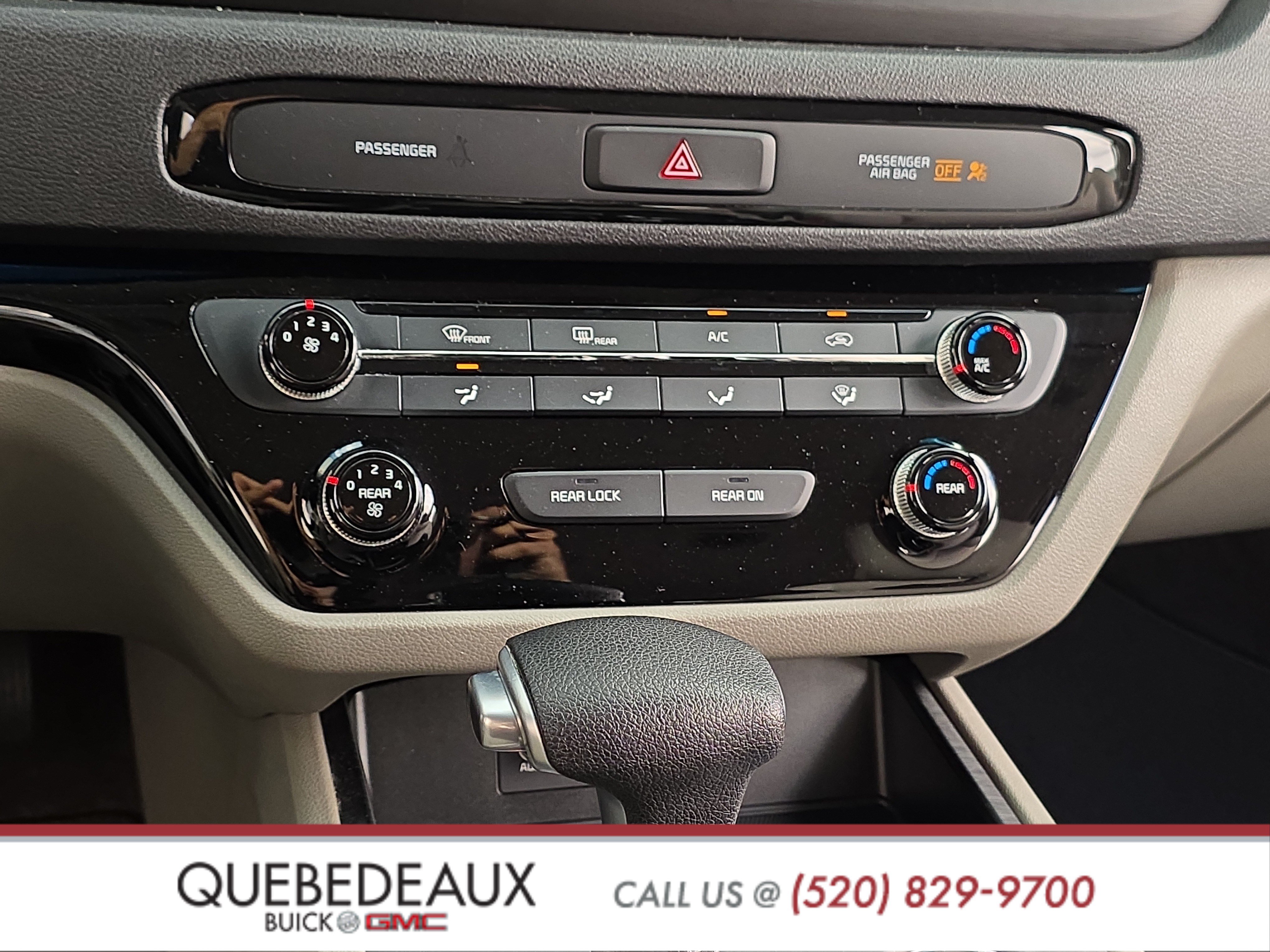 Used 2019 Kia Sedona LX FWD image 16