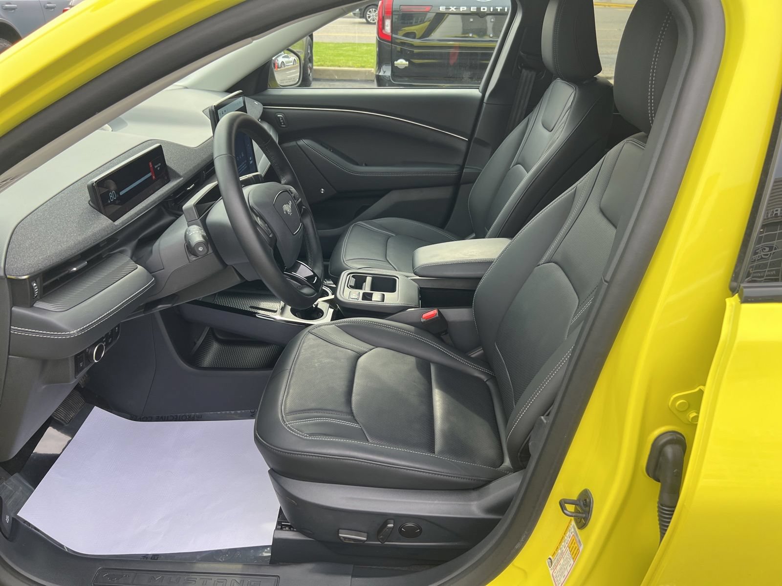 Certified 2025 Ford Mustang Mach-E Premium AWD/4WD image 31