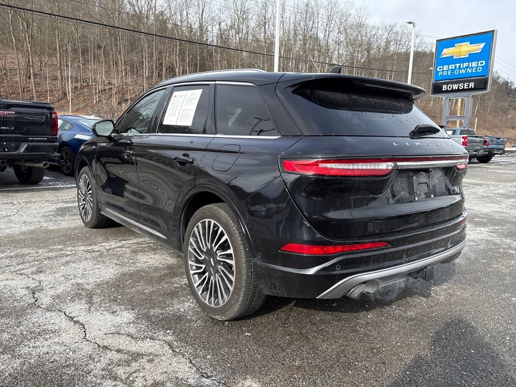 Used 2022 Lincoln Corsair Reserve w/ Equipment Group 201A image 3