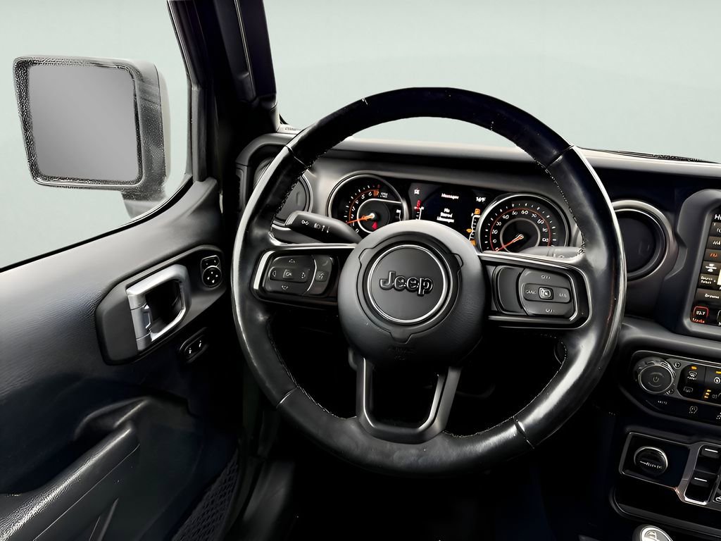 Used 2022 Jeep Gladiator Willys image 32