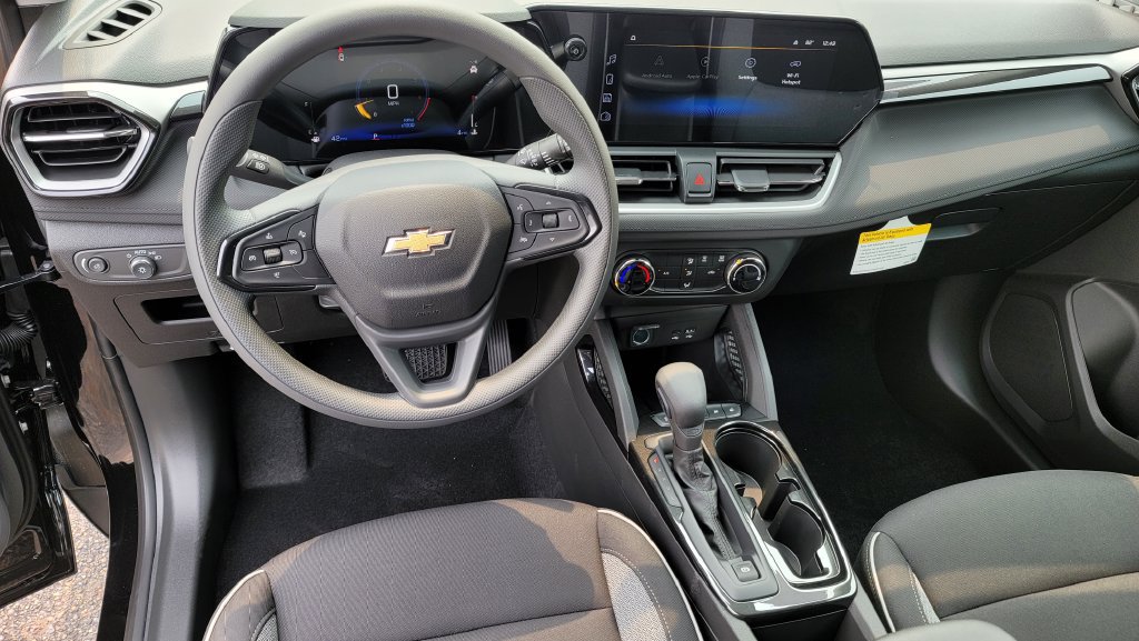 New 2026 Chevrolet TrailBlazer LS w/ LS Convenience Package FWD image 24