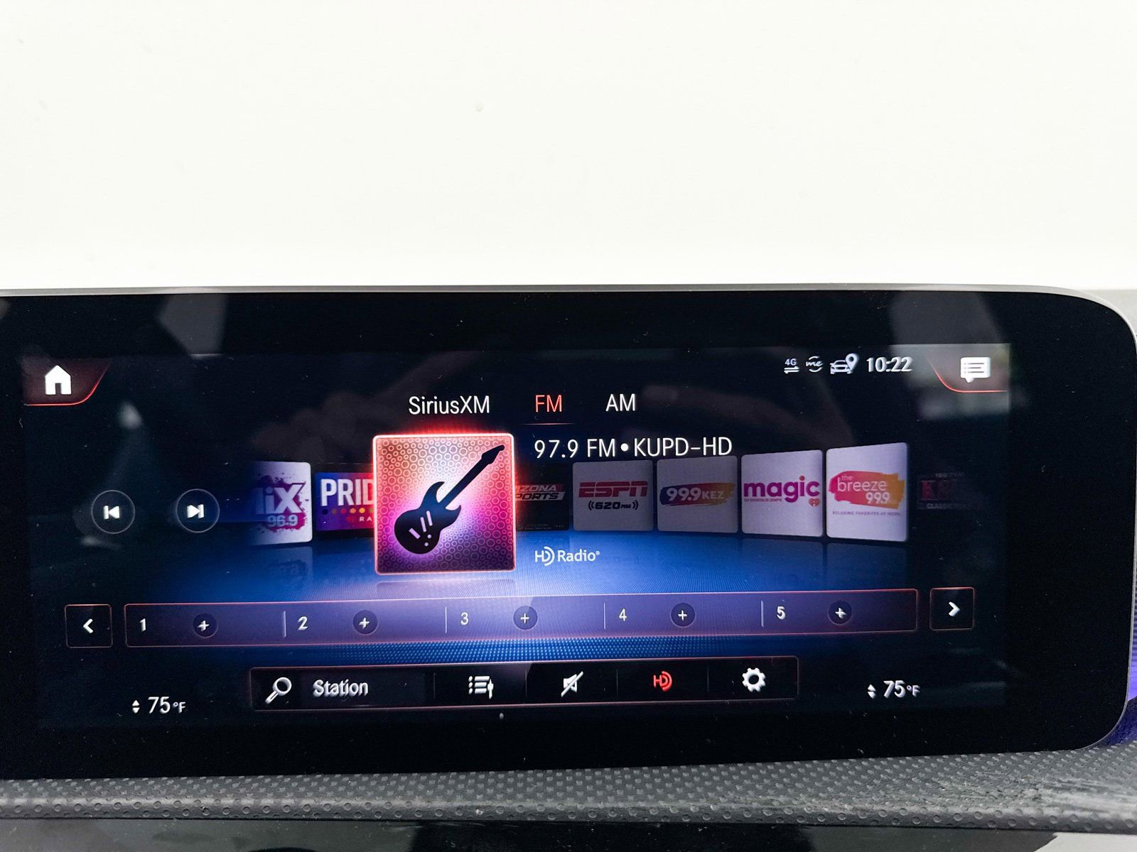 Used 2020 Mercedes-Benz CLA 250 image 22