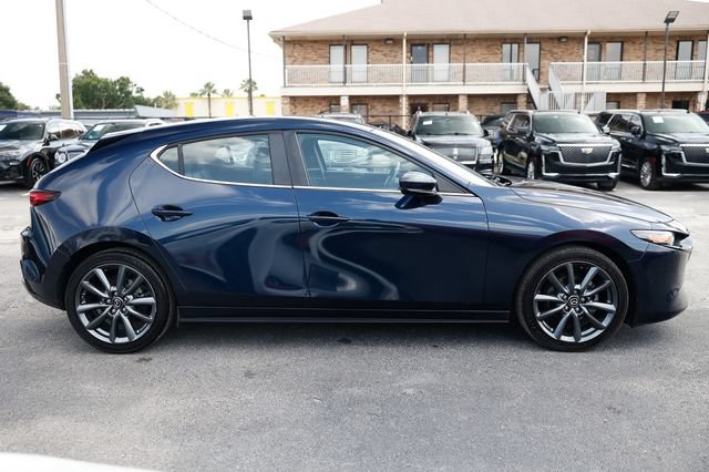 Used 2020 MAZDA MAZDA3 Hatchback w/ Preferred Package FWD image 16