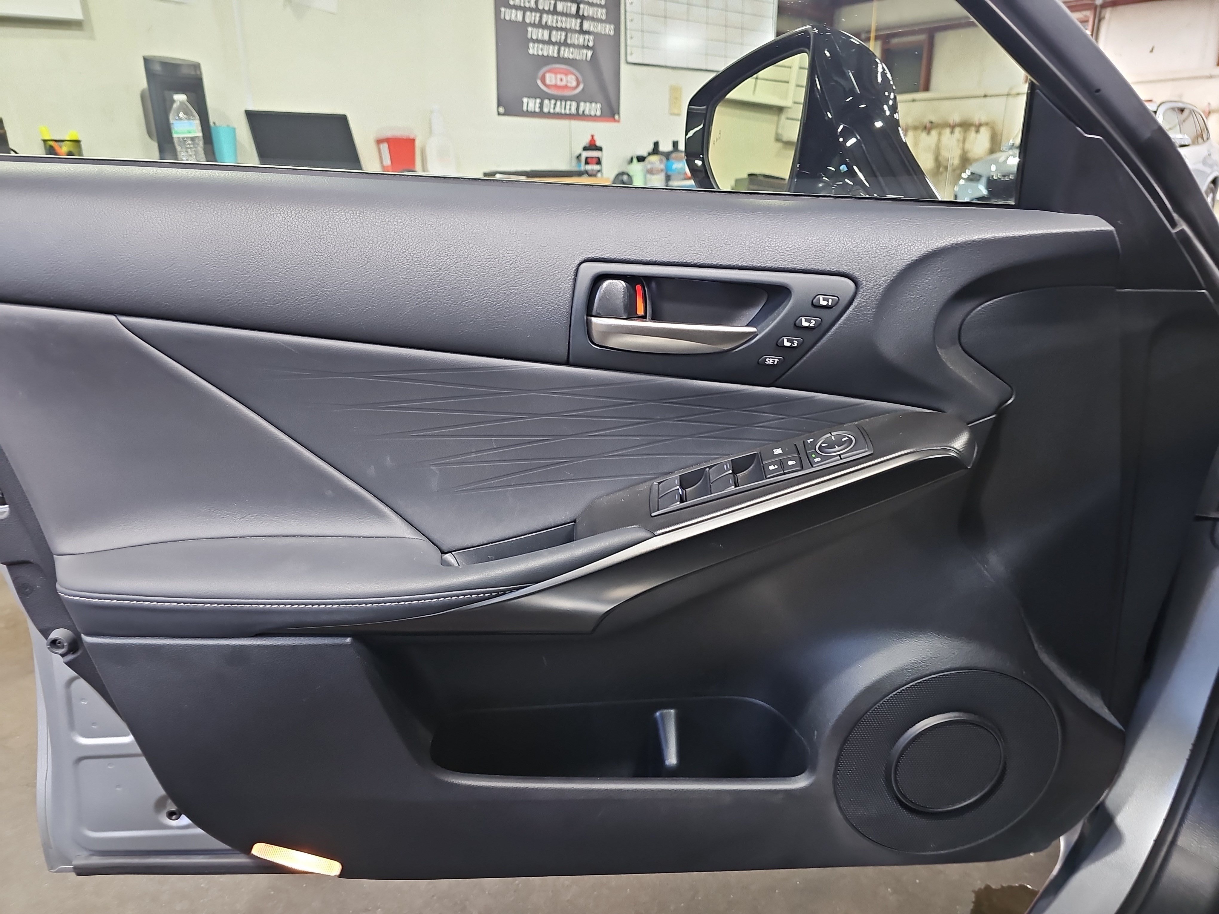 Used 2023 Lexus IS 350 F Sport RWD image 27