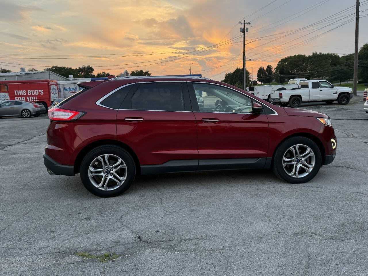Used 2016 Ford Edge Titanium w/ Technology Package AWD/4WD image 10