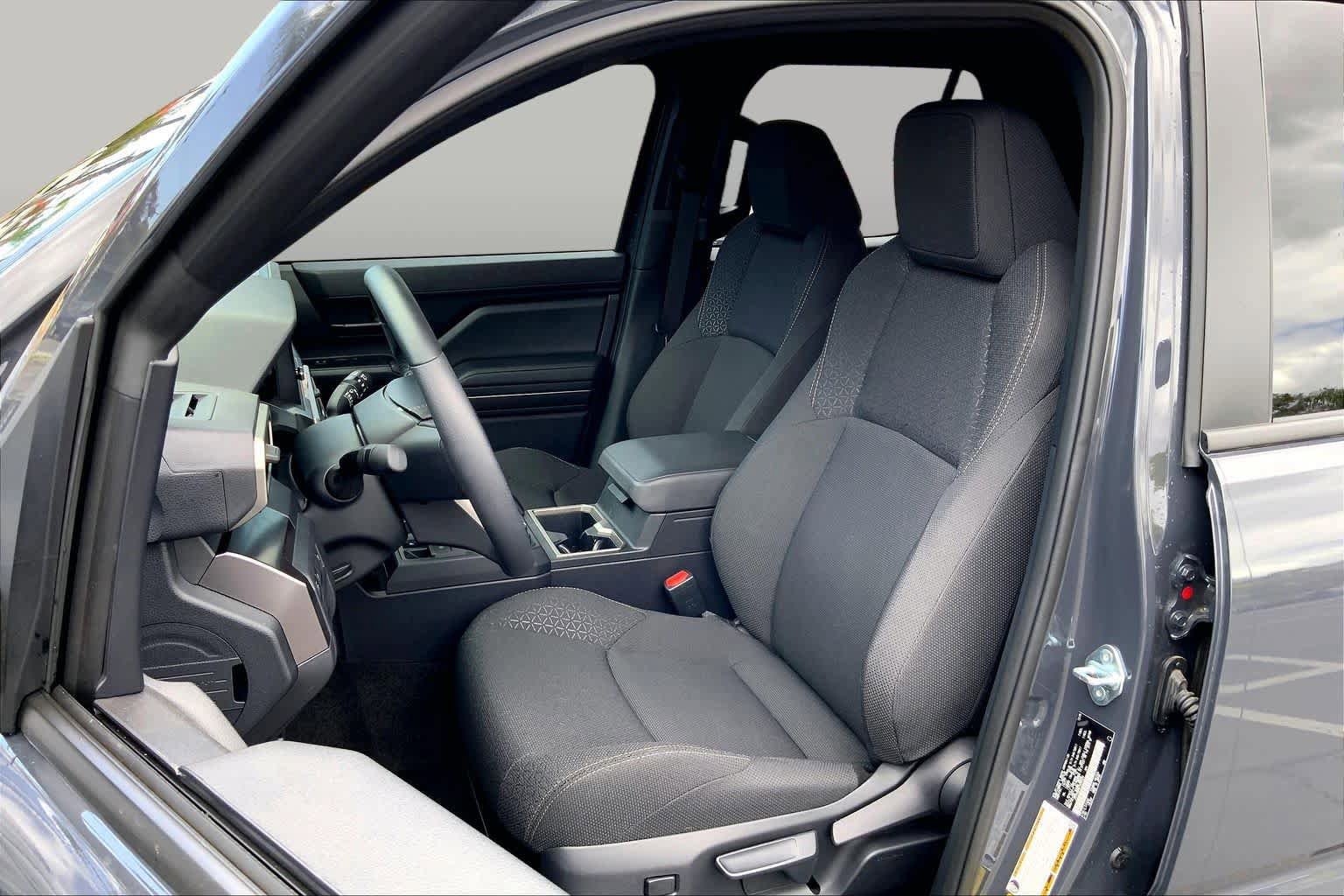 Used 2026 Toyota 4Runner SR5 AWD/4WD image 7