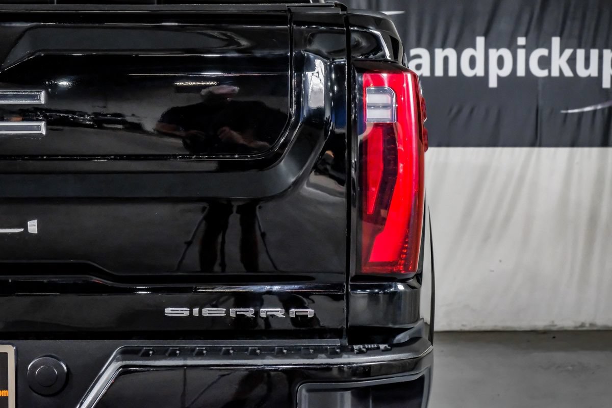 Used 2024 GMC Sierra 2500 Denali Ultimate AWD/4WD image 42