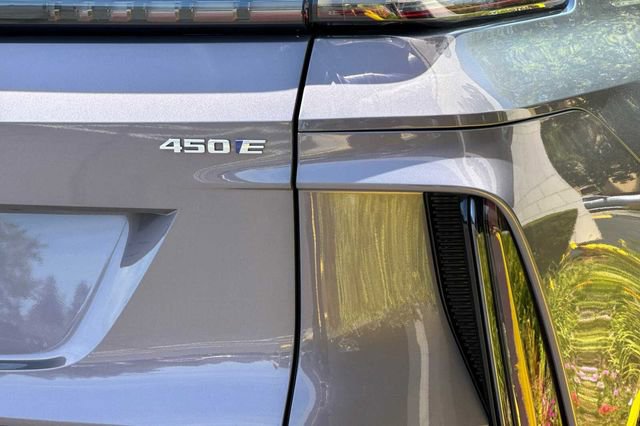 Certified 2024 Cadillac Lyriq Sport RWD image 27