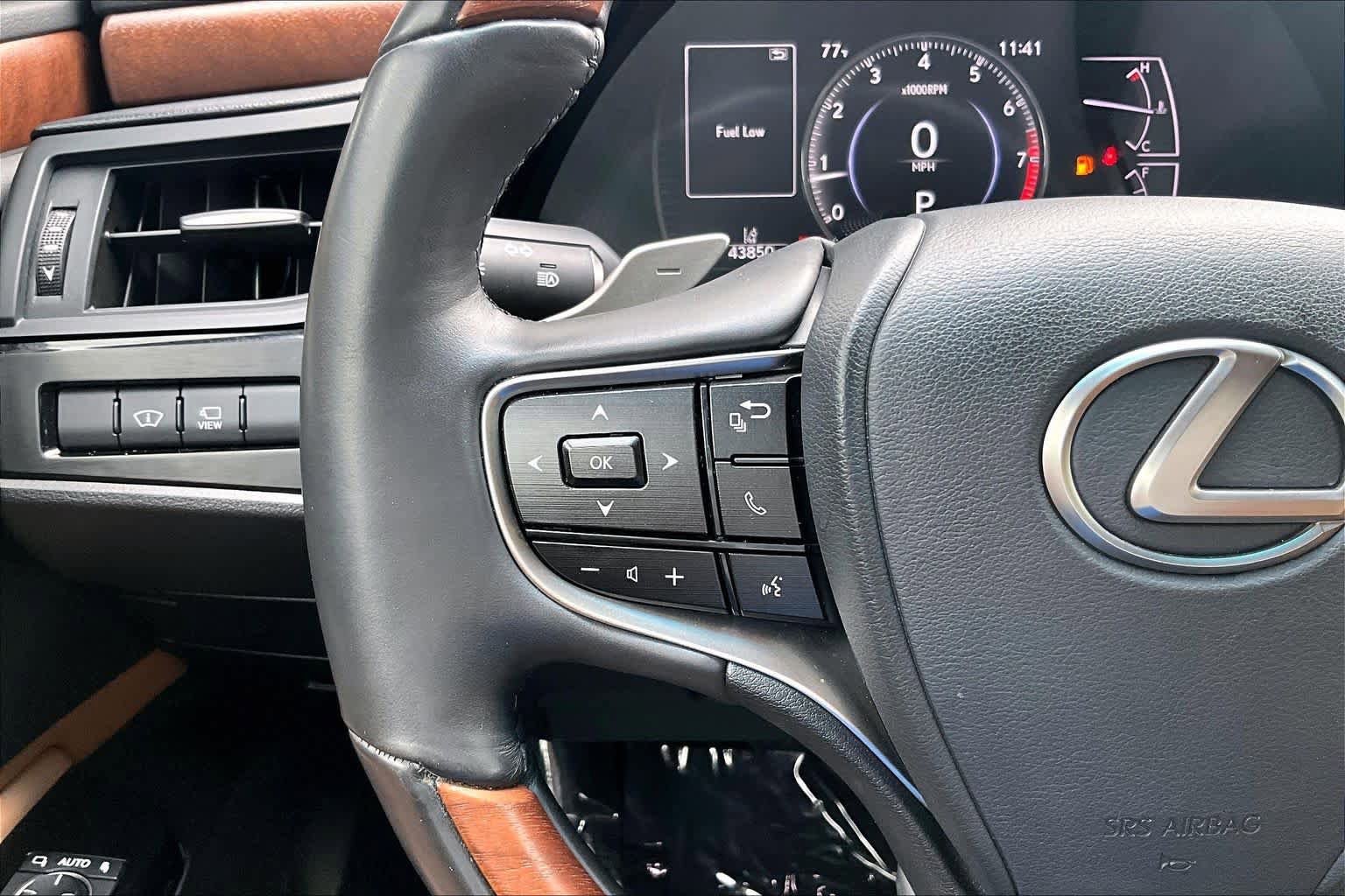 Used 2024 Lexus ES 350 Ultra Luxury w/ Accessory Package (Z2) FWD image 24