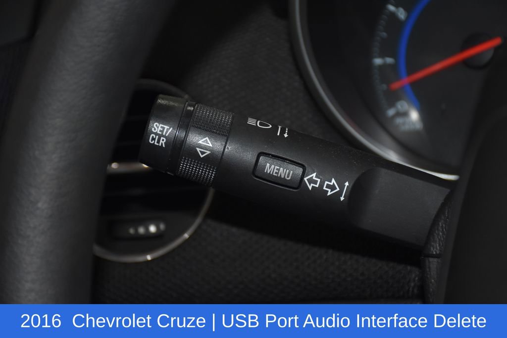Used 2016 Chevrolet Cruze LT FWD image 10