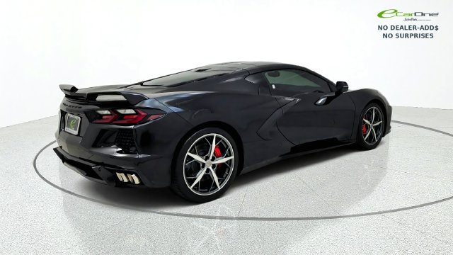 Used 2022 Chevrolet Corvette Stingray Premium Cpe w/ Z51 Performance Package RWD image 9