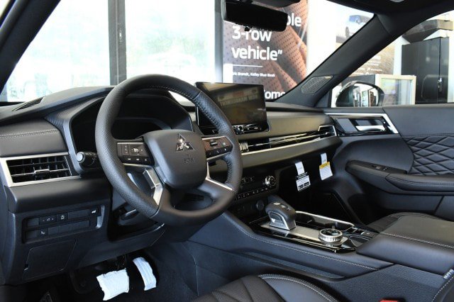 New 2026 Mitsubishi Outlander SEL Black Edition AWD/4WD image 35