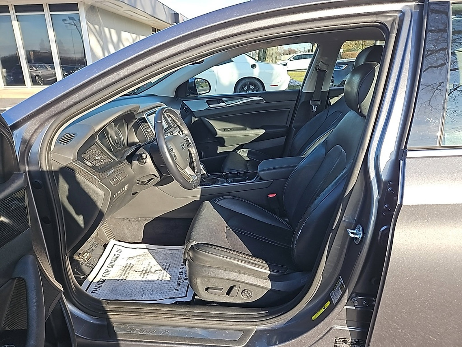 Used 2018 Hyundai Sonata Limited image 17