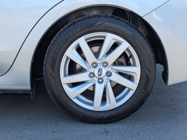 Used 2015 Subaru Impreza 2.0i Premium AWD/4WD image 28
