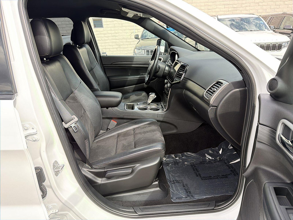 Used 2021 Jeep Grand Cherokee Laredo X AWD/4WD image 27