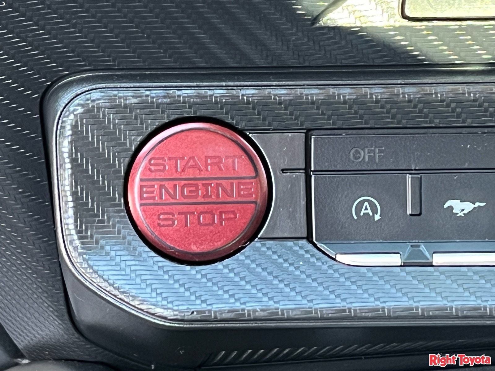 Used 2025 Ford Mustang GT Premium RWD image 25
