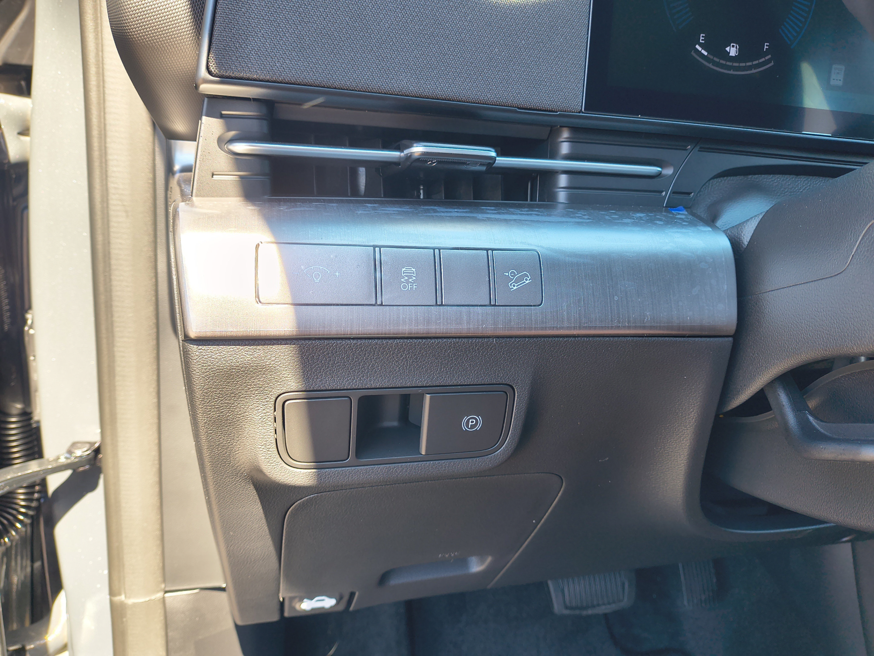 New 2027 Hyundai Kona SE FWD image 26