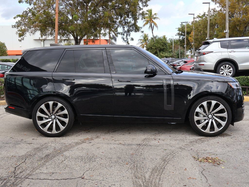 Used 2023 Land Rover Range Rover SE AWD/4WD image 23