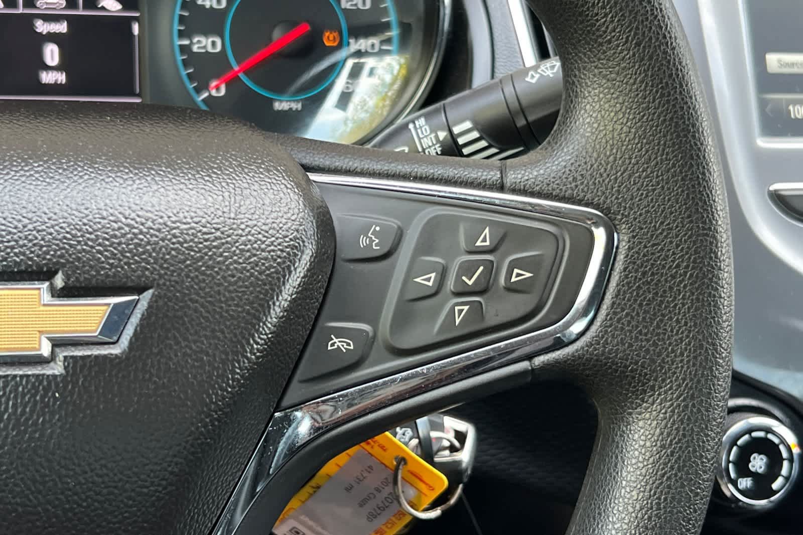 Used 2018 Chevrolet Cruze LT FWD image 24