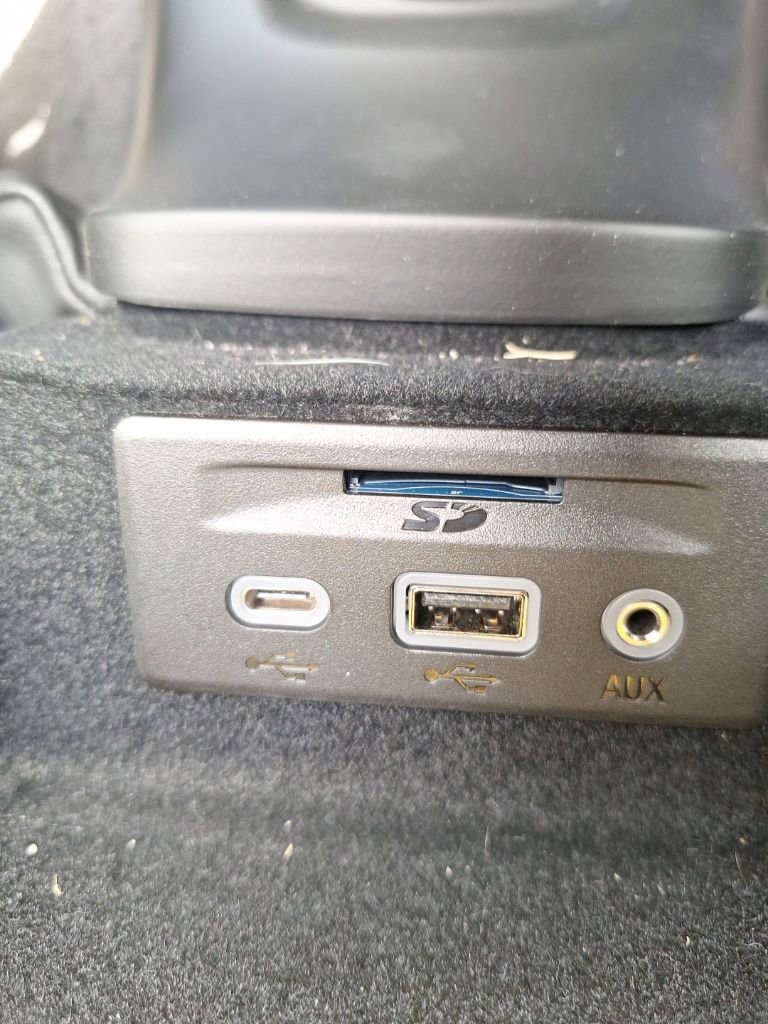 Used 2023 Chevrolet Corvette Stingray Coupe w/ 1LT image 27