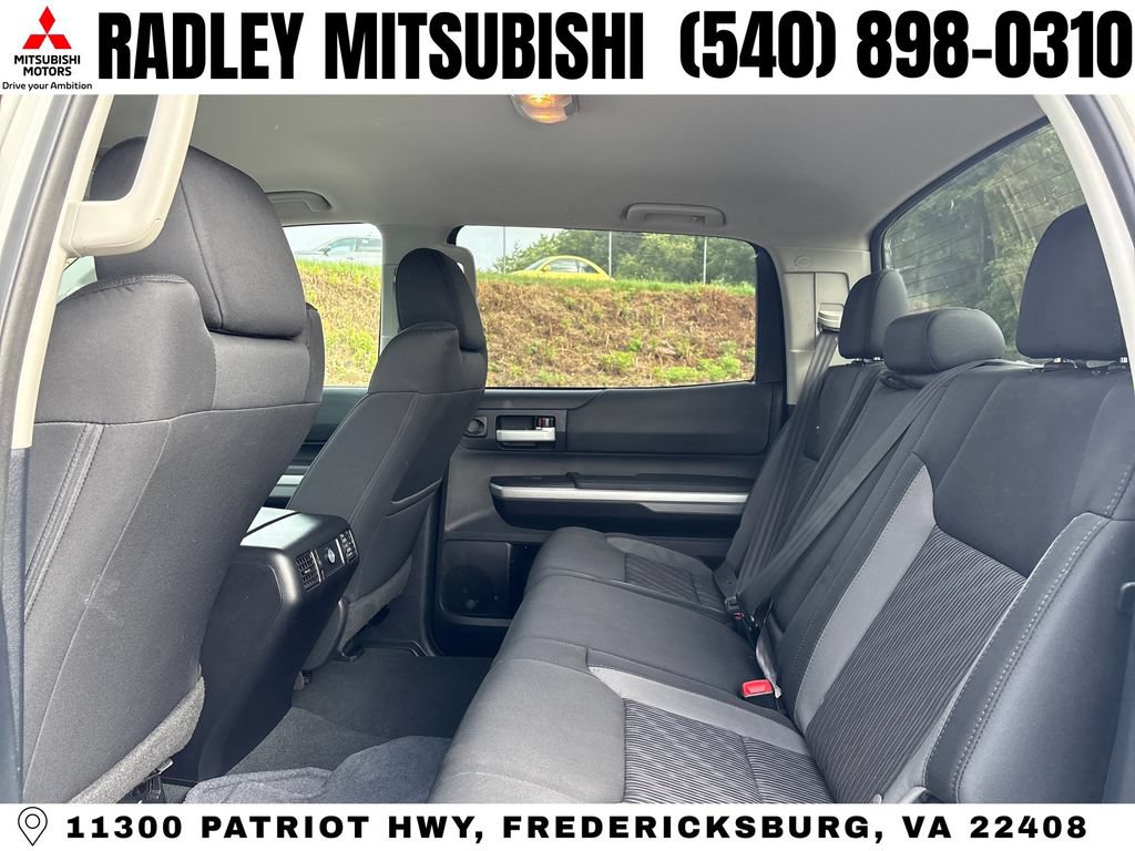 Used 2014 Toyota Tundra SR5 w/ SR5 Upgrade Package AWD/4WD image 12