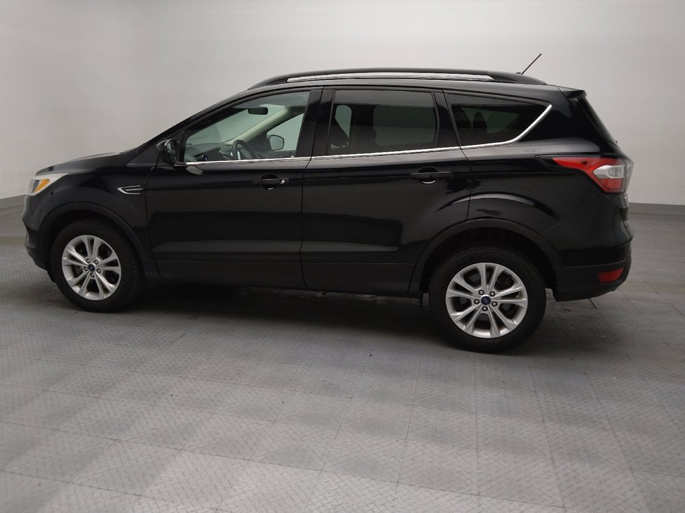 Used 2018 Ford Escape SE w/ SE Sync 3 Package AWD/4WD image 3