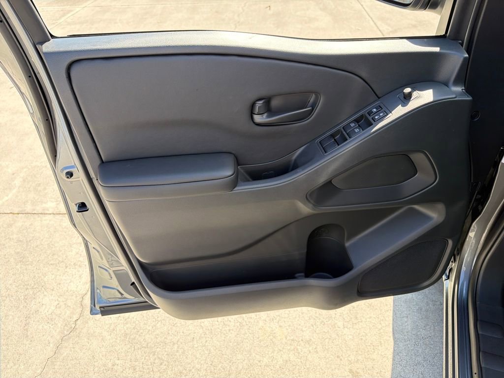 New 2026 Nissan Frontier SV w/ Tow Package RWD image 17