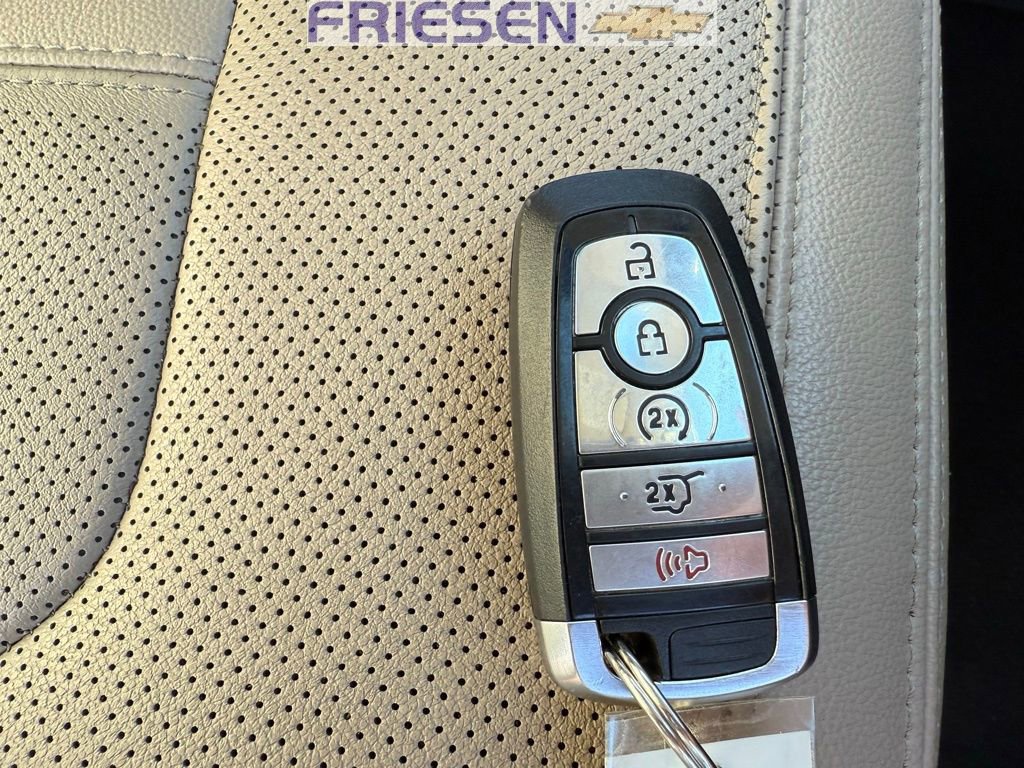 Used 2022 Ford Expedition Max Limited image 27