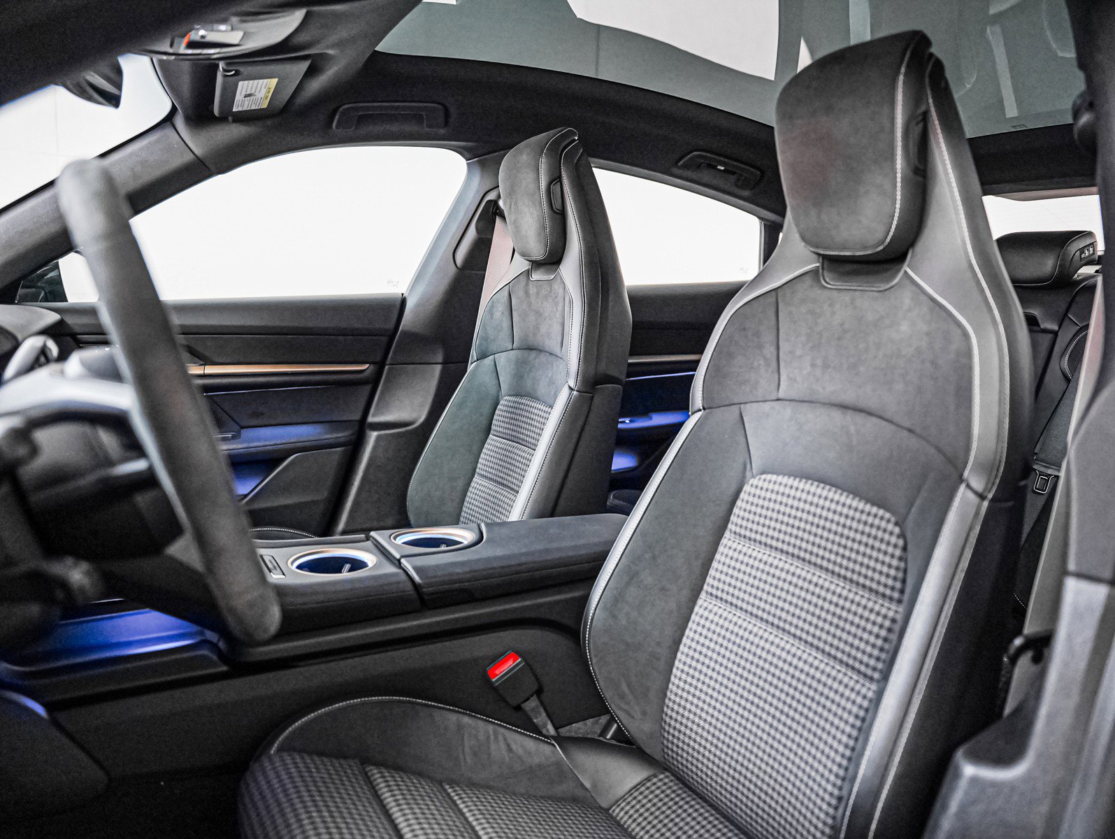 Certified 2025 Porsche Taycan 4S w/ Premium Package image 5