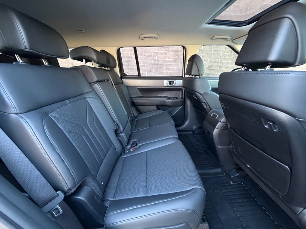 Used 2025 Hyundai Santa Fe XRT image 21