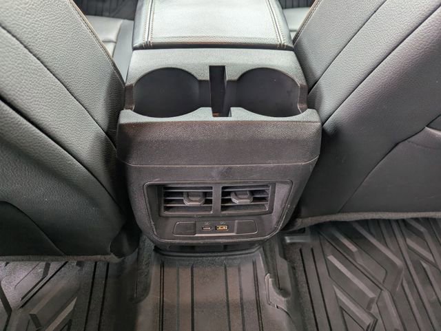 Used 2023 GMC Canyon Denali image 30