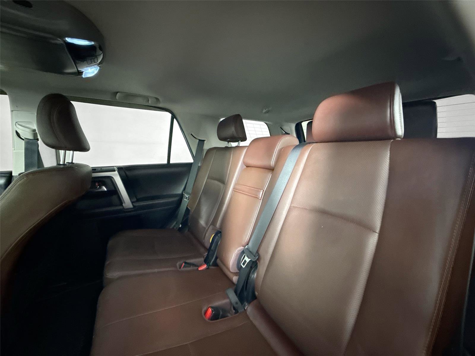 Used 2016 Toyota 4Runner Limited image 32