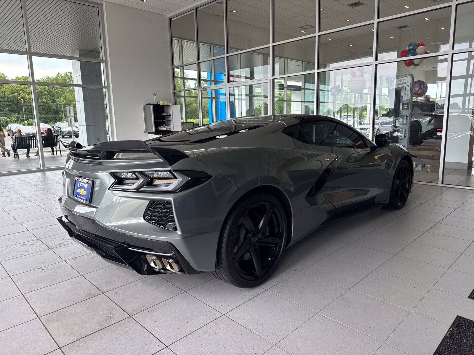 Used 2022 Chevrolet Corvette Stingray Coupe w/ 1LT RWD image 4