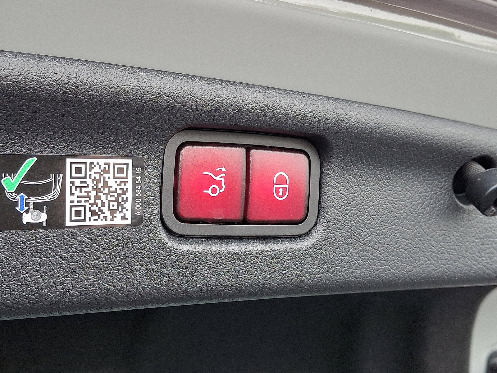 Certified 2026 Mercedes-Benz C 300 4MATIC Sedan image 29