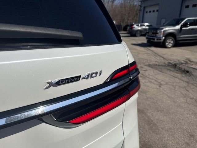 Used 2023 BMW X7 xDrive40i AWD/4WD image 8