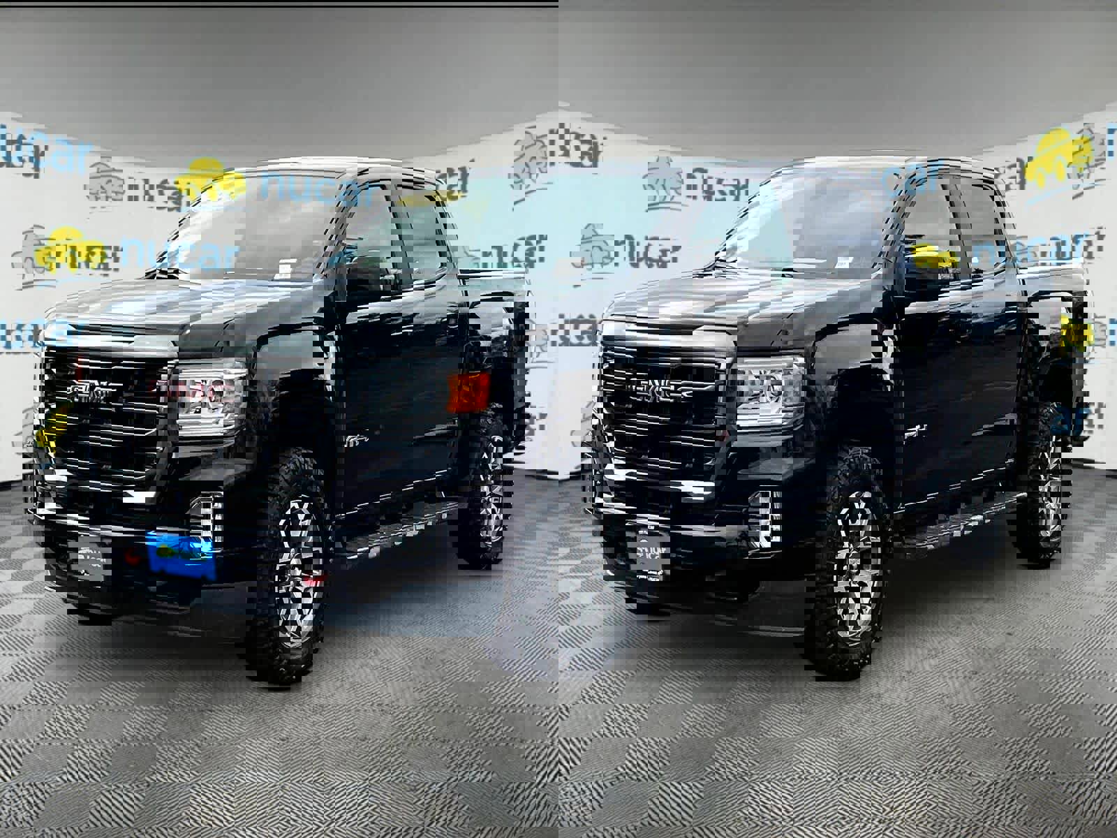 Used 2022 GMC Canyon AT4 w/ Trailering Package AWD/4WD image 3