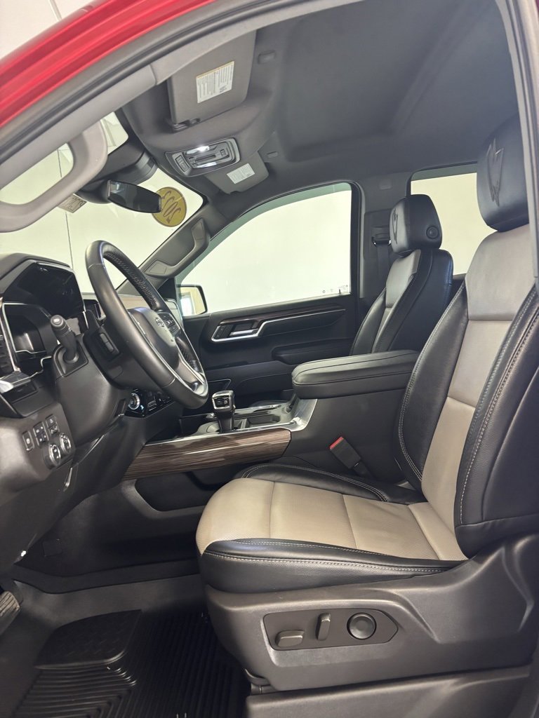 Used 2023 Chevrolet Silverado 1500 RST w/ Convenience Package II image 11