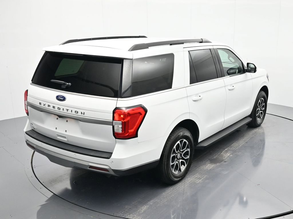 Used 2024 Ford Expedition XLT image 34