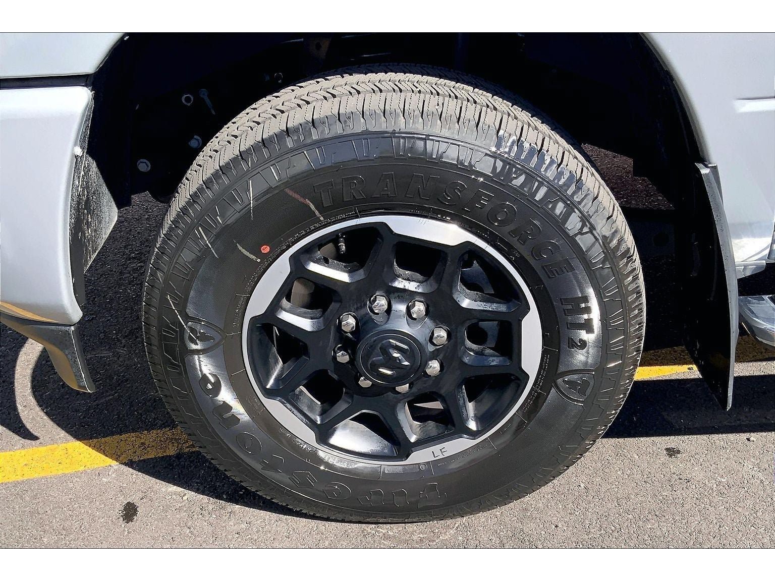 Used 2026 RAM 3500 Laramie AWD/4WD image 10