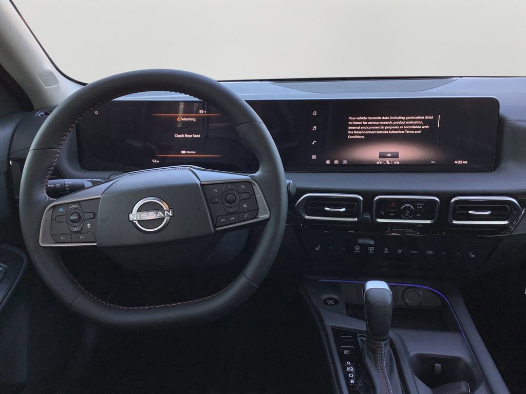 New 2026 Nissan Sentra SR w/ SR Premium Package FWD image 17