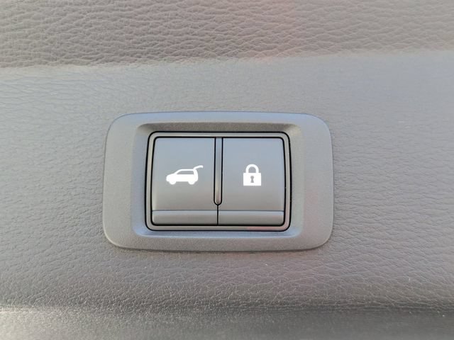 Used 2025 Mitsubishi Outlander SEL FWD image 14