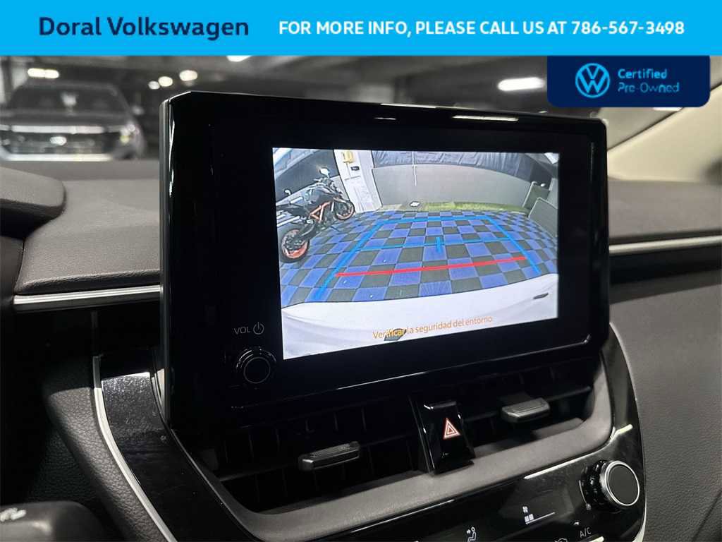 Used 2023 Toyota Corolla LE image 19