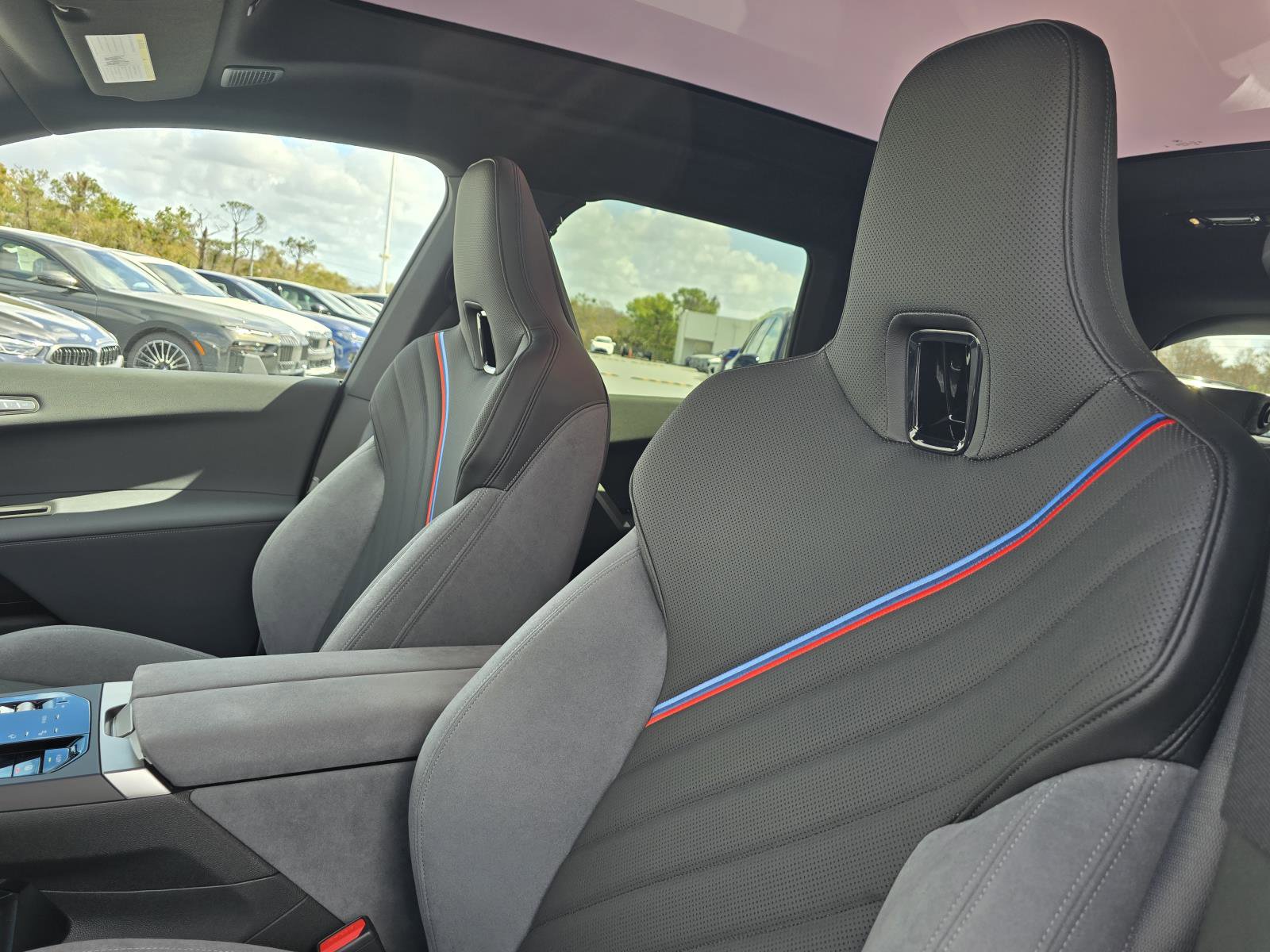 New 2026 BMW iX xDrive60 w/ M Sport Package image 16