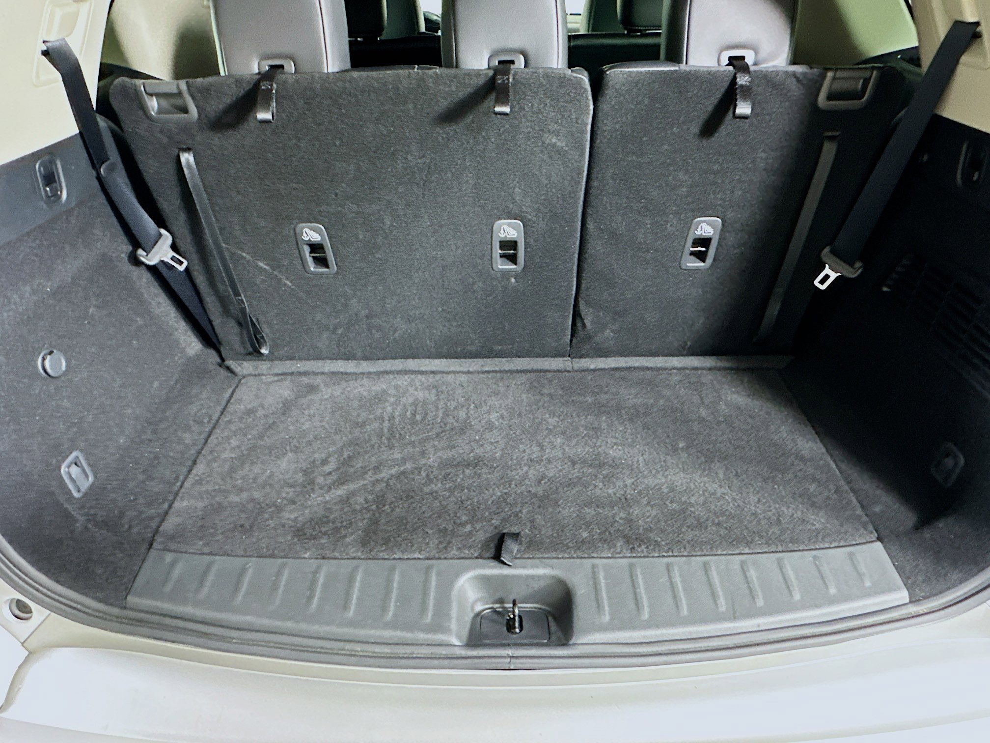 Used 2023 Nissan Pathfinder SL w/ Black Appearance Package image 30